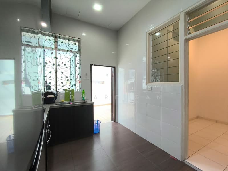 D'Grande @ Bukit Indah untuk Untuk Disewa - RM 5,500 /bulan, Feb 2026 - Kitchen - PropertyGuru.com.my