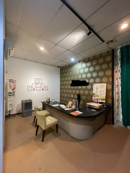 Shop for Rent in Taman Gaya (Ulu Tiram) - Jemie . - Interior - PropertyGuru.com.my