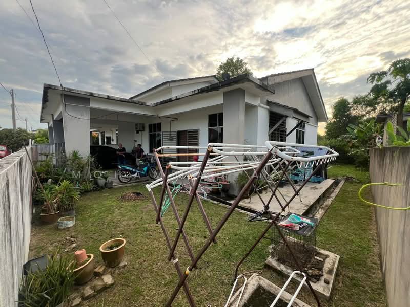 Semi-Detached House for Sale in Taman Kempadang Makmur (Kuantan) - Mohammad Azizi - PropertyGuru.com.my