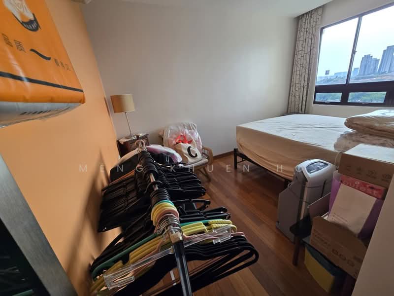 Condominium for Sale at Mutiara Oriental - Meng Khuen Ho - Bedroom - PropertyGuru.com.my
