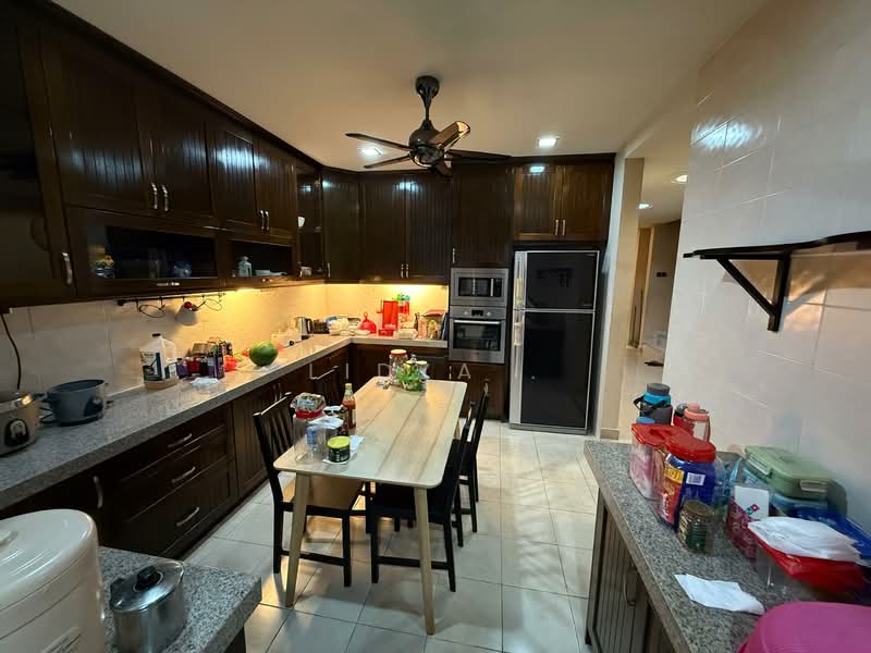 Seksyen U10 untuk Untuk Dijual - RM 850,000, Apr 2026 - Kitchen - PropertyGuru.com.my