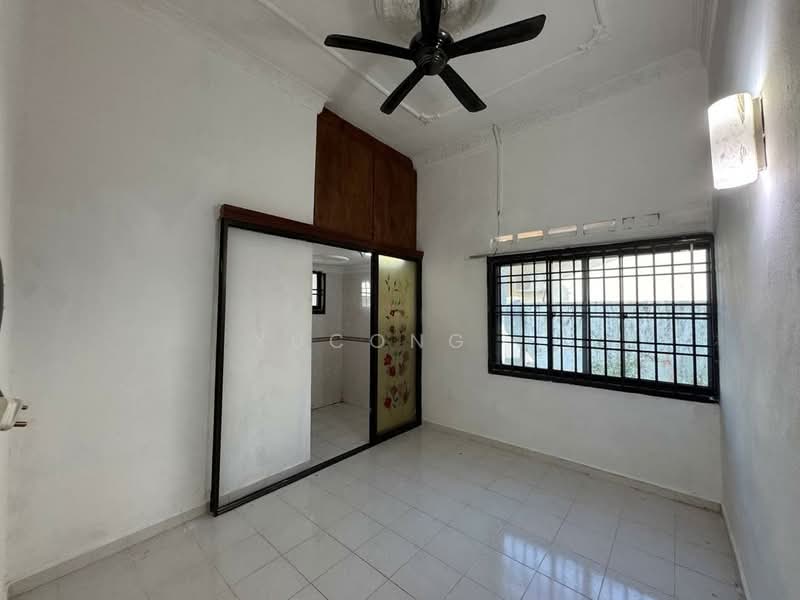 Semi-Detached House for Sale in Taman Ungku Tun Aminah (Skudai) - Yucong . - Interior - PropertyGuru.com.my