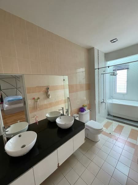 Semi-Detached House for Sale in Aman Perdana (Kapar) - Steve Chua - Bathroom - PropertyGuru.com.my