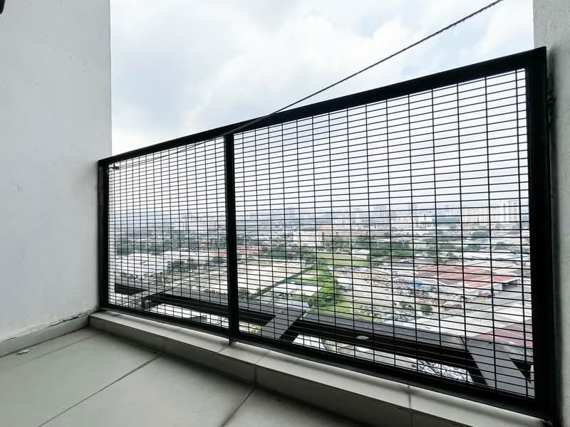 Service Residence for Sale at Flexus Signature - SS PROPERTY - Balcony - PropertyGuru.com.my
