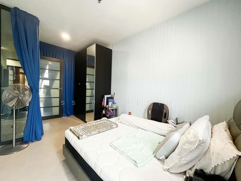 Service Residence for Sale at Flexus Signature - SS PROPERTY - Bedroom - PropertyGuru.com.my