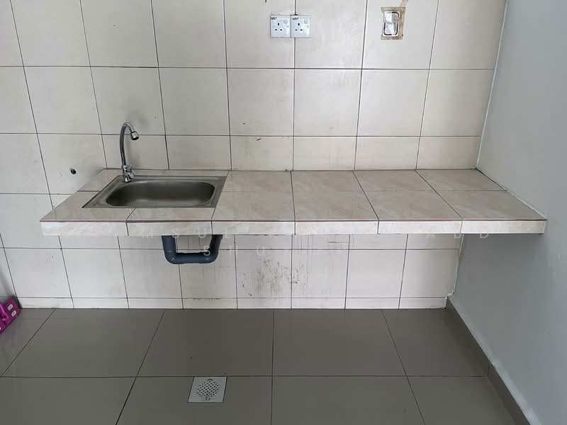 Apartment for Sale at Bukit Inai - Shamsul Kamar Abd Shukor - Kitchen - PropertyGuru.com.my