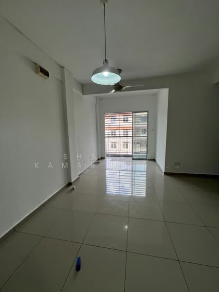 Apartment for Sale at Bukit Inai - Shamsul Kamar Abd Shukor - Living Room - PropertyGuru.com.my