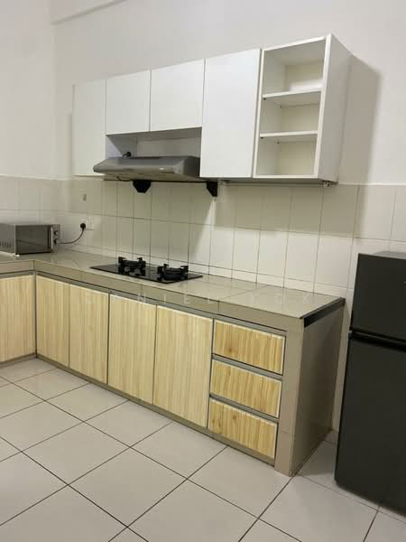 Vue Residences untuk Untuk Disewa - RM 2,050 /bulan, Feb 2026 - Kitchen - PropertyGuru.com.my