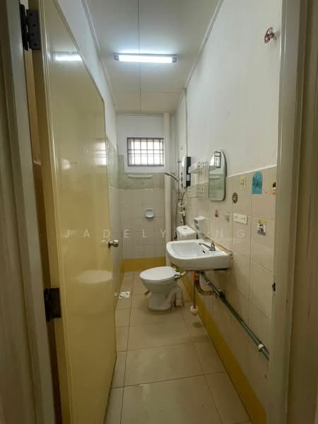 2-storey Terraced House for Rent in Bandar Putra (Kulai) - Jadelyn Ng - Bathroom - PropertyGuru.com.my