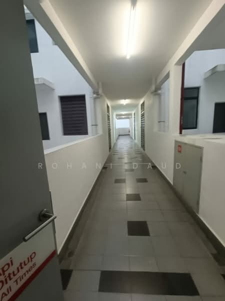 Service Residence for Rent at JRK Senesta - Rohani Daud - Corridor - PropertyGuru.com.my