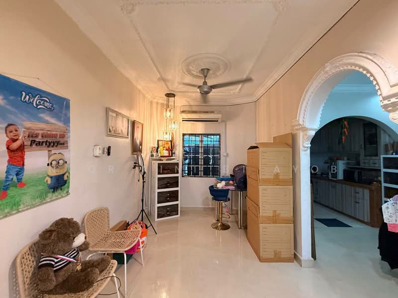 Taman Medan Baru Petaling Jaya 2 Storey Terrace House untuk Untuk Dijual - RM 540,000, Feb 2026 - Living Room - PropertyGuru.com.my