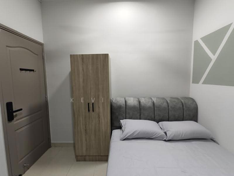 Kondominium untuk Disewa di Pelangi Utama - Kevin Tan - Bedroom - PropertyGuru.com.my