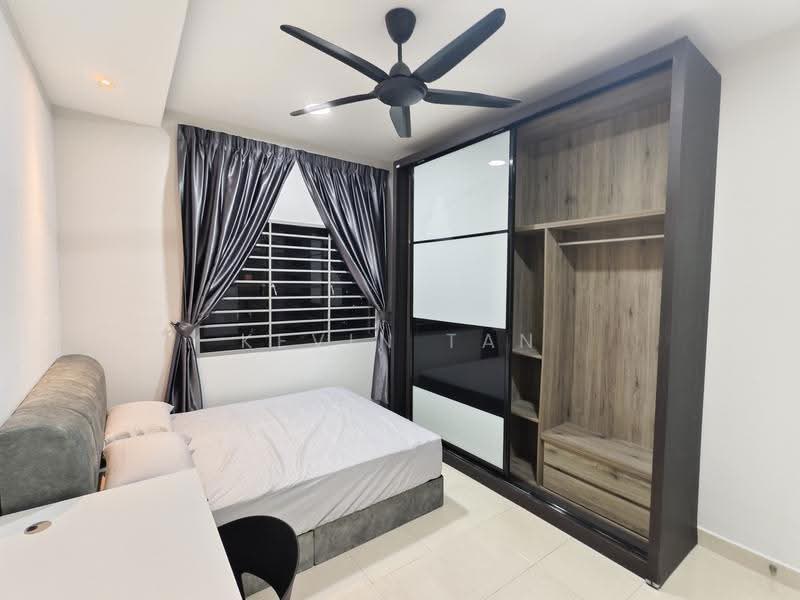 Kondominium untuk Disewa di Pelangi Utama - Kevin Tan - Bedroom - PropertyGuru.com.my
