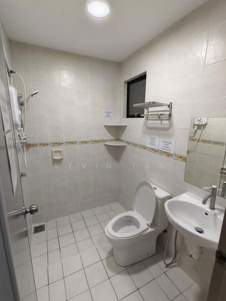 Kondominium untuk Disewa di Pelangi Utama - Kevin Tan - Bathroom - PropertyGuru.com.my