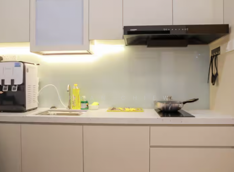 Service Residence for Sale at Twin Tower Residence - Bryan Chiew - Kitchen - PropertyGuru.com.my
