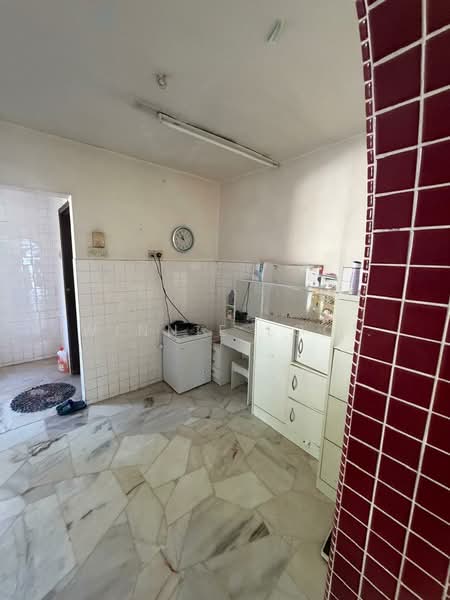 Terraced House for Sale in Taman Kok Lian (Jalan Kuching) - Winnie Looi - Kitchen - PropertyGuru.com.my