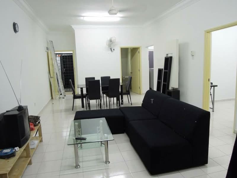 Apartment for Rent at Pangsapuri Jati 1 - SAM KIAT - Living Room - PropertyGuru.com.my