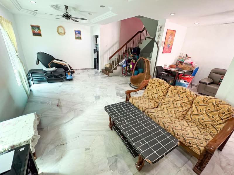 Seksyen 27 @ Shah Alam untuk Untuk Dijual - RM 725,000, Feb 2026 - Living Room - PropertyGuru.com.my