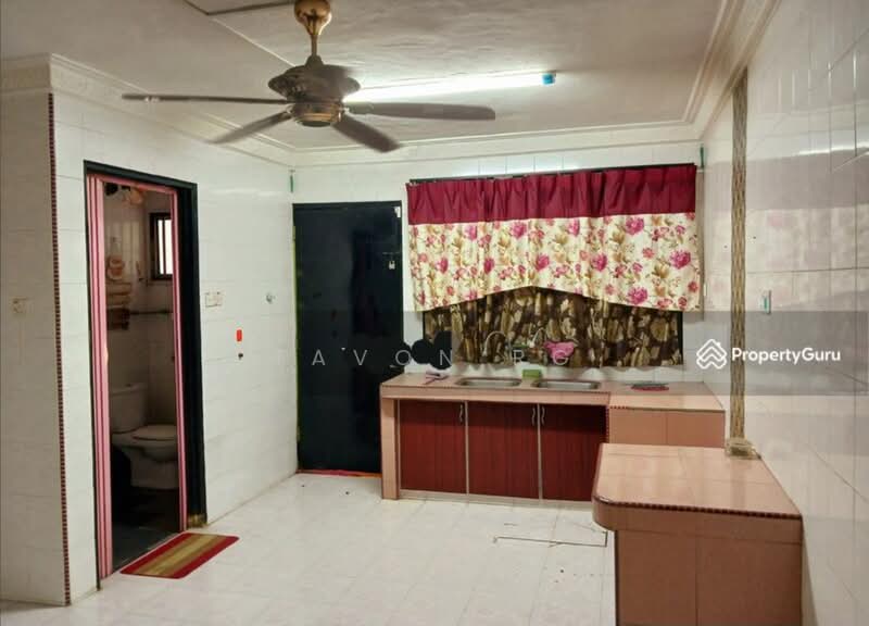 Taman Kajang Baru untuk Untuk Disewa - RM 1,600 /bulan, Feb 2026 - Kitchen - PropertyGuru.com.my