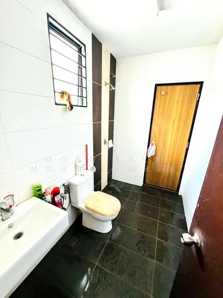 2-storey Terraced House for Sale in Denai Alam (Shah Alam) - Mohd Zakri Mohd Zamberi - Bathroom - PropertyGuru.com.my
