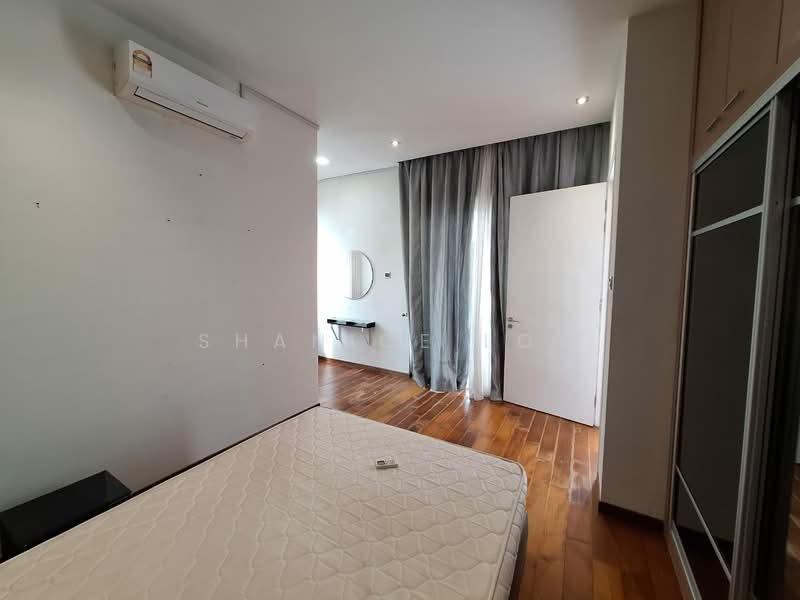 Semi-Detached House for Rent in Taman Nadayu 92 (Kajang) - Shanice Low - Bedroom - PropertyGuru.com.my