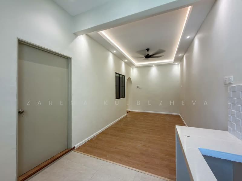 1-storey Terraced House for Sale in Semenyih (Selangor) - Zarema Kulbuzheva - Interior - PropertyGuru.com.my