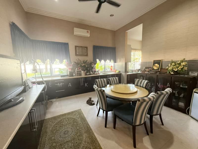 Bungalow for Sale in Taman TTDI Jaya (Shah Alam) - Zarema Kulbuzheva - Dining Room - PropertyGuru.com.my