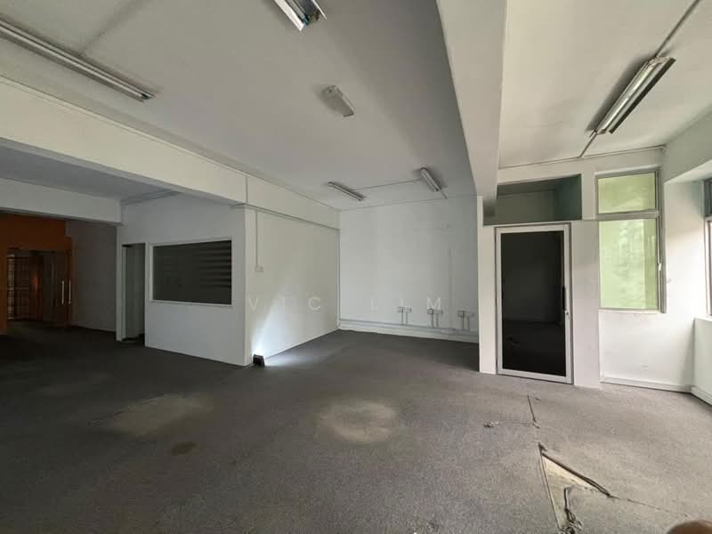 Shop / Office for Rent in Taman Molek (Johor Bahru) - Vic Lim - Interior - PropertyGuru.com.my