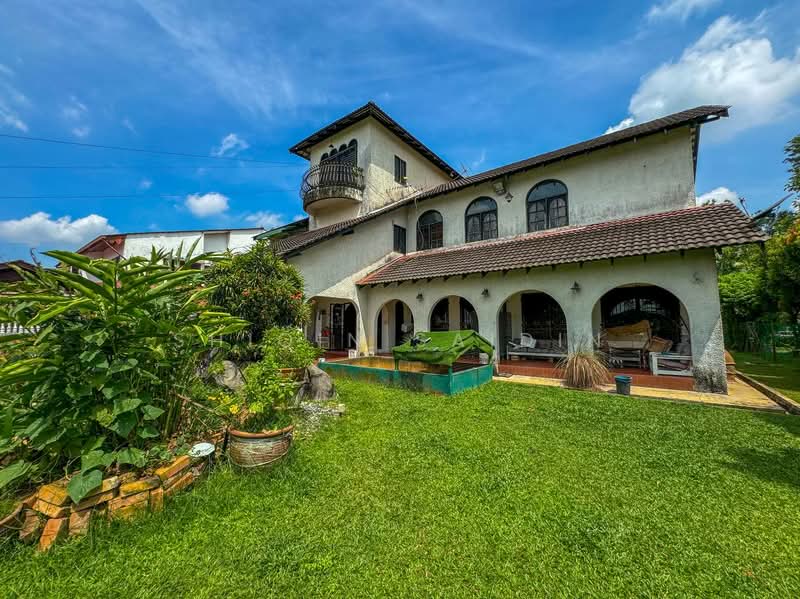 Bungalow for Sale in Seksyen 1 Bandar Baru Bangi (Bandar Baru Bangi) - Shiqin Saidin - Exterior - PropertyGuru.com.my