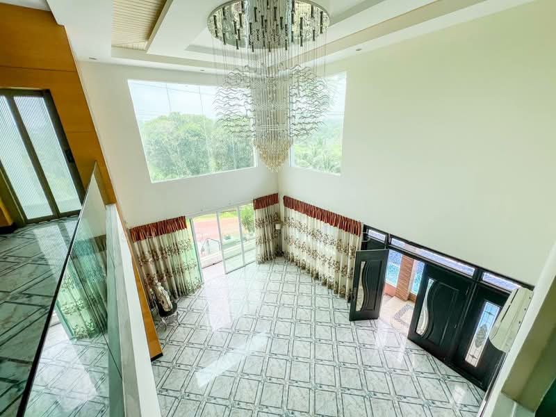 Bungalow for Sale in Seri Kembangan (Selangor) - Shiqin Saidin - Entrance - PropertyGuru.com.my