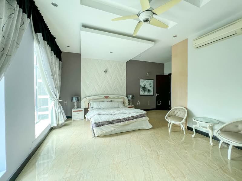 Bungalow for Sale in Seri Kembangan (Selangor) - Shiqin Saidin - Bedroom - PropertyGuru.com.my