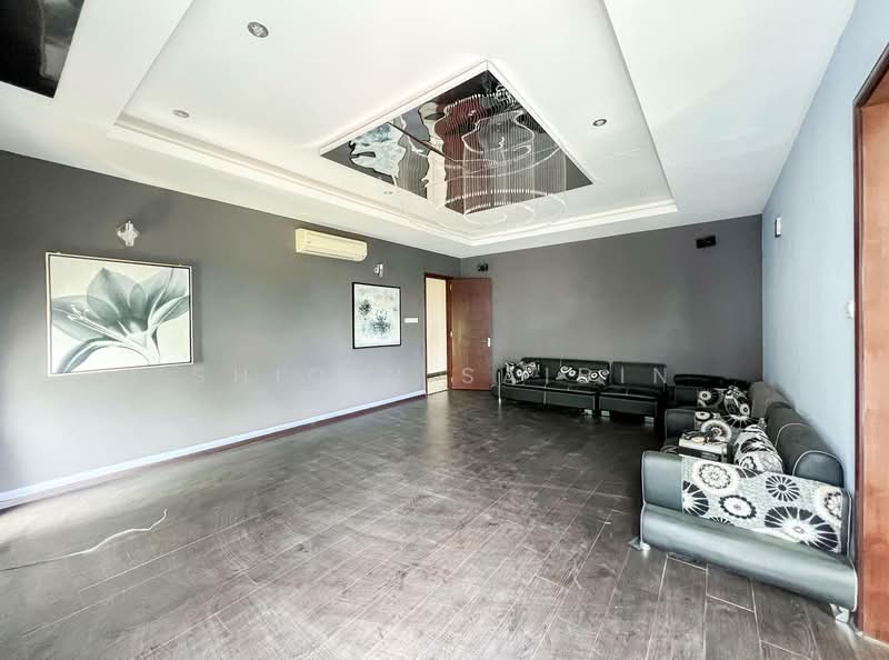 Bungalow for Sale in Seri Kembangan (Selangor) - Shiqin Saidin - Living Room - PropertyGuru.com.my