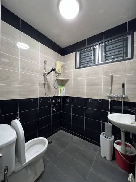 Taman Sierra Perdana untuk Untuk Disewa - RM 2,000 /bulan, Feb 2026 - Bathroom - PropertyGuru.com.my