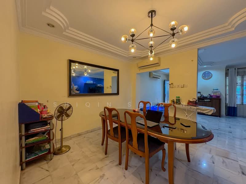 2.5-storey Terraced House for Sale in Bandar Sri Damansara (Selangor) - Shiqin Saidin - Dining Room - PropertyGuru.com.my