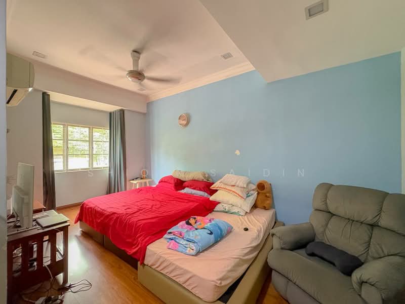 2.5-storey Terraced House for Sale in Bandar Sri Damansara (Selangor) - Shiqin Saidin - Bedroom - PropertyGuru.com.my