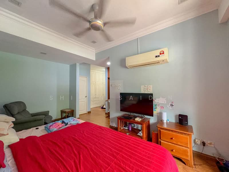 2.5-storey Terraced House for Sale in Bandar Sri Damansara (Selangor) - Shiqin Saidin - Bedroom - PropertyGuru.com.my