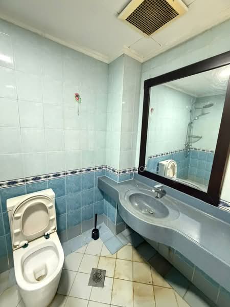 Puncak Setiawangsa untuk Untuk Disewa - RM 7,500 /bulan, Feb 2026 - Bathroom - PropertyGuru.com.my