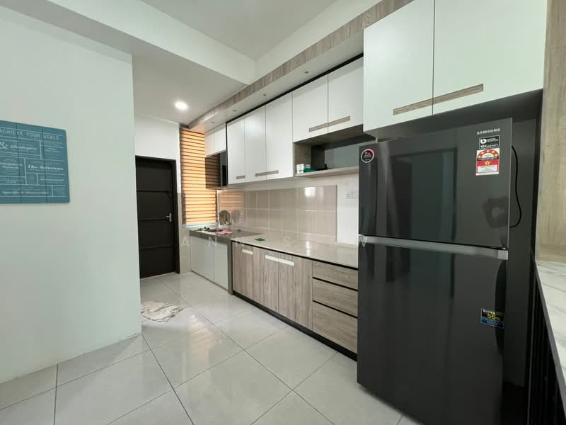 1-storey Terraced House for Sale in Halaman Pengkalan Sentosa (Lahat) - Ann Siew - Kitchen - PropertyGuru.com.my