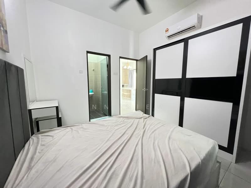 1-storey Terraced House for Sale in Halaman Pengkalan Sentosa (Lahat) - Ann Siew - Bedroom - PropertyGuru.com.my