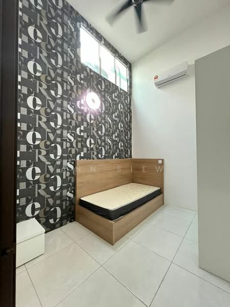 1-storey Terraced House for Sale in Halaman Pengkalan Sentosa (Lahat) - Ann Siew - Bedroom - PropertyGuru.com.my