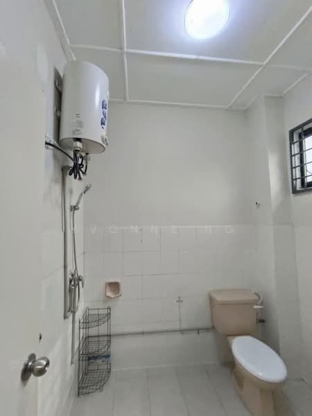 Permas Jaya untuk Untuk Disewa - RM 2,000 /bulan, Feb 2026 - Bathroom - PropertyGuru.com.my