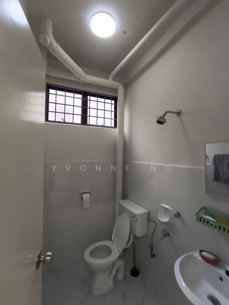 Permas Jaya untuk Untuk Disewa - RM 2,000 /bulan, Feb 2026 - Bathroom - PropertyGuru.com.my