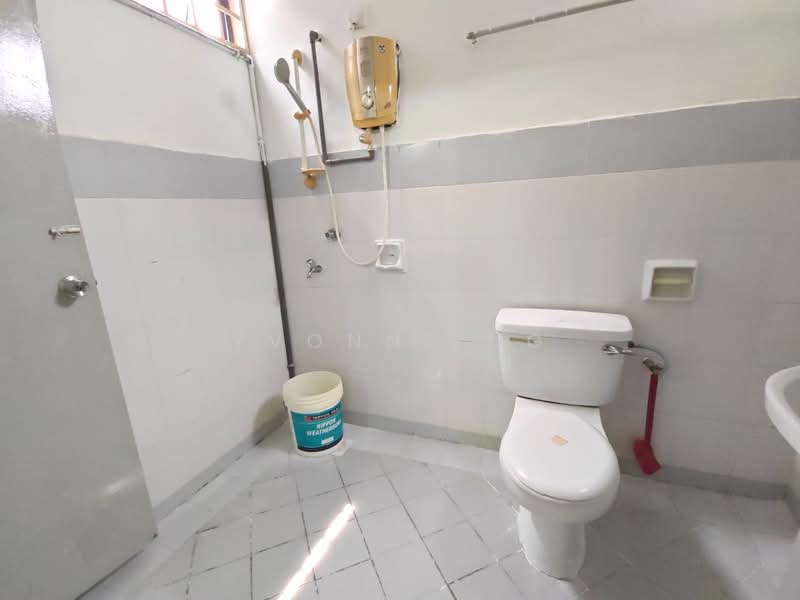 Bandar Baru Permas Jaya untuk Untuk Disewa - RM 2,100 /bulan, Feb 2026 - Bathroom - PropertyGuru.com.my