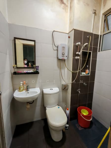 Taman Mount Austin untuk Untuk Dijual - RM 808,000, Feb 2026 - Bathroom - PropertyGuru.com.my