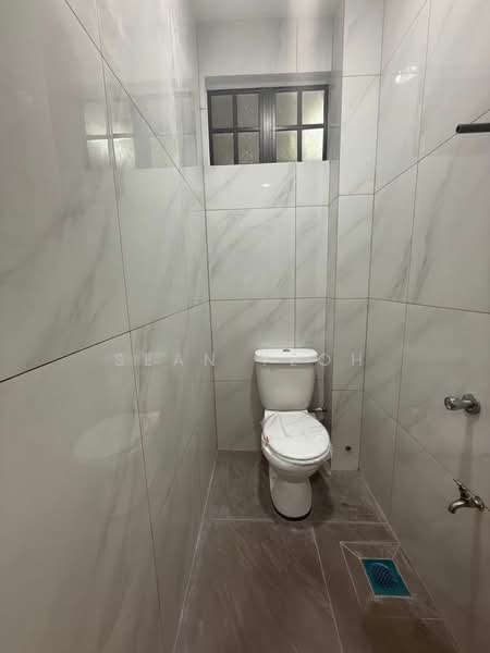 1.5-storey Terraced House for Sale in Perling (Johor) - Sean Yeoh - Bathroom - PropertyGuru.com.my