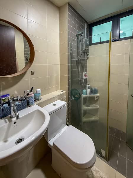 Condominium for Sale at Gardenview Residences - Azizirrahim . - Bathroom - PropertyGuru.com.my
