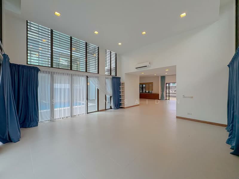 Bungalow for Sale in Ampang Jaya (Ampang) - Shiqin Saidin - Living Room - PropertyGuru.com.my