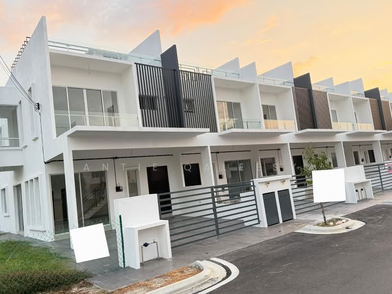 3-storey Terraced House for Sale in Sepang (Selangor) - Yantie Qaleesya - Exterior - PropertyGuru.com.my