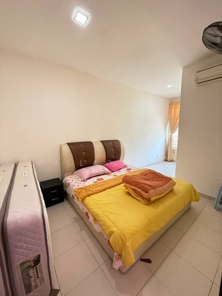 Condominium for Rent at D'Suites Akasia Horizon - Wallace Ang - Bedroom - PropertyGuru.com.my