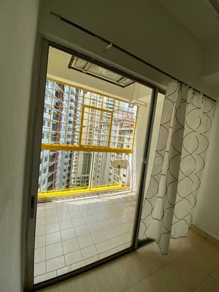 Untuk Disewa - Menara Pelangi